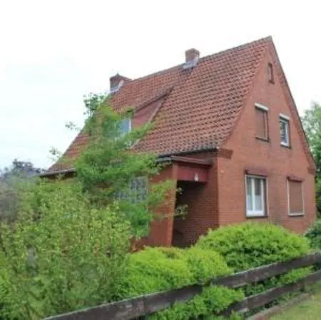Monteurwohnung Rose 15 Апартаменты Isenbuettel